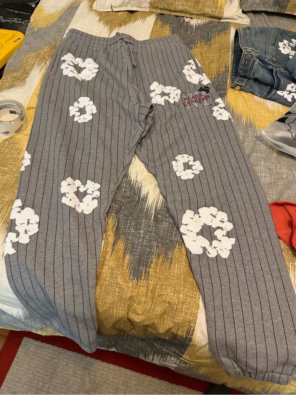 Denim Tears Gray Yankees Pinstripe Jogger Jeans with White Floral Print